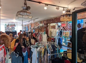 canada/montreal/shop/eva-d