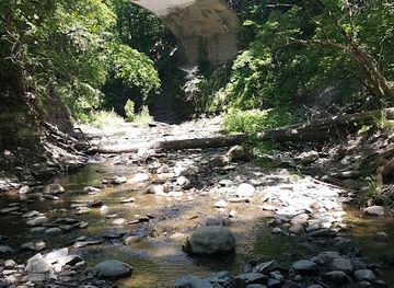 new-york/letchworth-state-park/shop/perry-entrance-letchworth-state-park