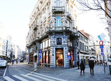 belgium/ghent/shop/essentiel-antwerp