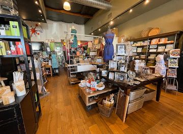 california/costa-mesa/shop/fleur-de-lys