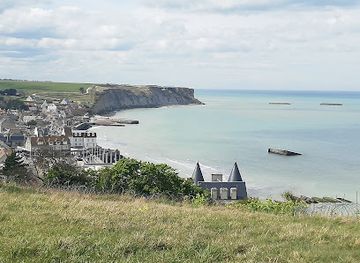 france/normandy-beaches/shop/arromanches-militaria
