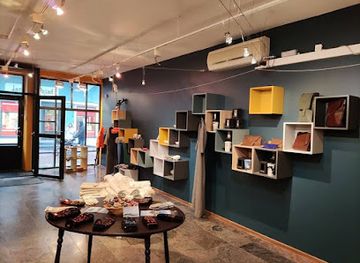 estonia/parnu/shop/kink-ja-viik-disaini-ja-kingipood-parnus