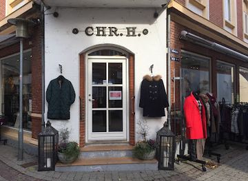 denmark/aro/shop/chr-h-v-hanne-kromann