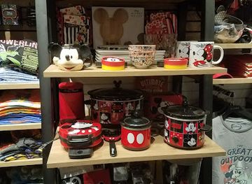 california/fresno/shop/boxlunch