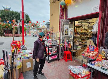 california/los-angeles/shop/wishing-glory-gift-shop