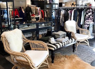 washington/bellevue/bellevue-square/shop/la-ree-boutique