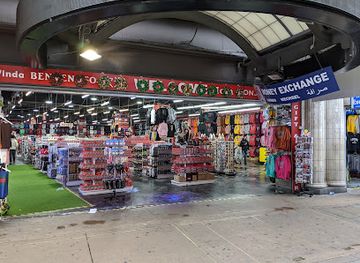 united-kingdom/london/shop/glorious-london-gift-souvenir