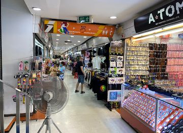 thailand/central-thailand/shop/indra-square