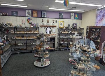 kansas/hutchinson/shop/krystal-emporium