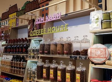 ukraine/lviv-region/shop/market-square