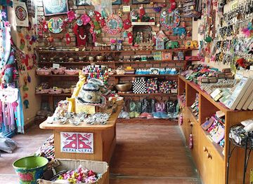 nepal/patan/mangal-bazaar/shop/nepal-collection