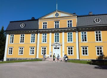 finland/lemmenjoki-national-park/shop/svarta-manor