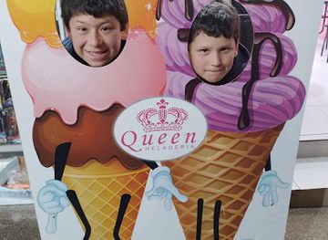 uruguay/termas-de-dayman/shop/heladeria-queen