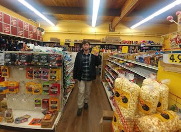 Hoodland Shopping Center