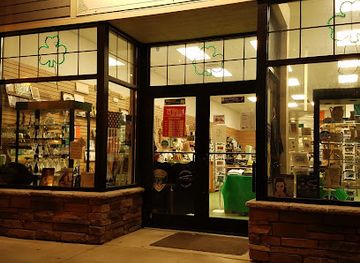 new-york/lake-george/shop/molly-malones-irish-shop