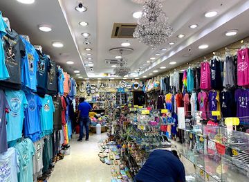 curacao/punda/shop/shipwreck-souviners