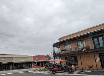 alabama/fairhope/shop/downtown-antiques