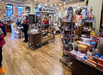 illinois/chicago/shop/hazel