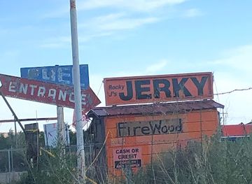 utah/goblin-valley/shop/rocky-j-s-road-treats