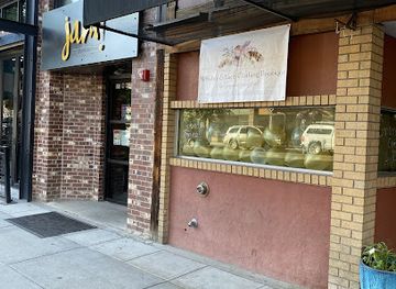 montana/gallatin-canyon/shop/whiskey-lace-clothing-boutique