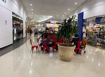 ecuador/pastaza-region/shop/mall-del-rio