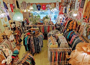 italy/turin/shop/cha-rly-vintage-flowers