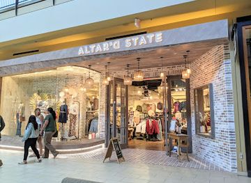 iowa/west-des-moines/shop/altar-d-state-jordan-creek-town-center