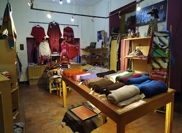 bolivia/amazon-basin/shop/comart-tukuypaj