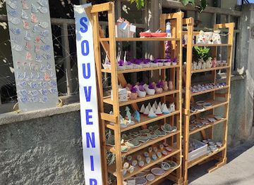 croatia/zadar/shop/karma-souvenirs