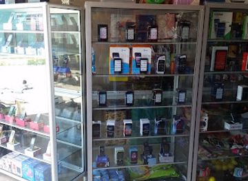 honduras/yoro-region/shop/lyas-s-store-comercial-roni