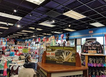 florida/southeast-florida/shop/jungle-falls-gift-shop