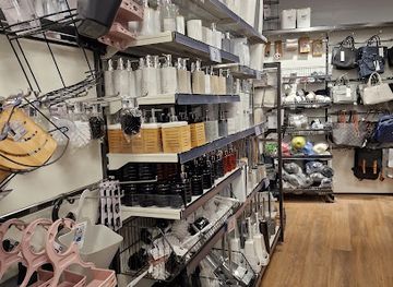 germany/freiburg/shop/woolworth