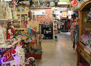 nevada/boulder-city/shop/goatfeathers