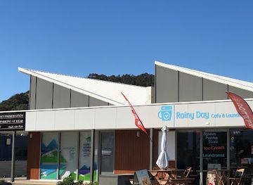 australia/freycinet-national-park/shop/rainy-day-ice-creamery-puzzle-store-laundromat