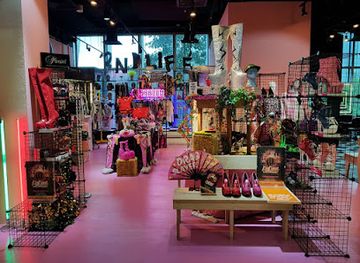 singapore/singapore/shop/super-freak-boutique