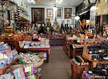 thailand/ayutthaya/wat-mahathat/shop/ayothaya-floating-market