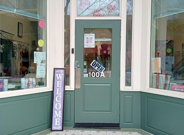 north-carolina/greenville/shop/crystal-clear-spa-boutique