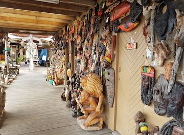 jamaica/john-crow-mountains/shop/the-village-port-antonio-a-fine-arts-crafts-and-gifts-shopping-center