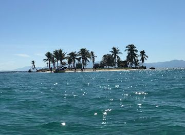 honduras/cayos-cochinos/shop/cayo-paloma