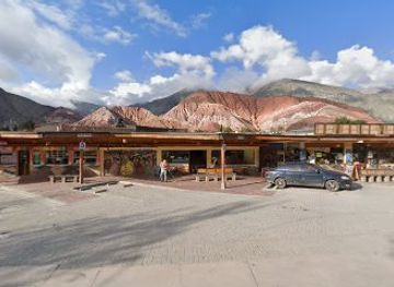 argentina/purmamarca/shop/vineria-del-norte