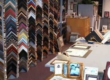 qatar/al-jassasiya-rock-carvings/shop/doha-photo-frames