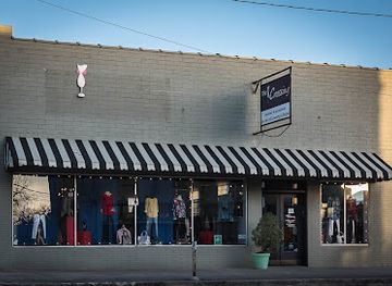 texas/new-braunfels/shop/the-crossing-boutique