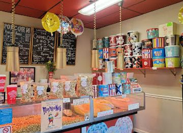 mississippi/tupelo/shop/caramelcorn-shop-and-balloons