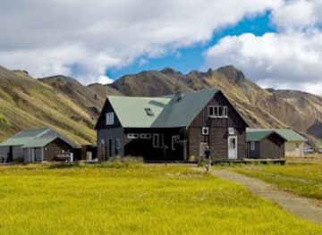iceland/landmannalaugar/shop/landmannalaugar-camping