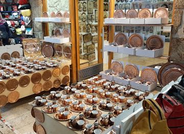 bosnia-and-herzegovina/podrinje/shop/gazi-husrev-beg-s-bezistan