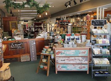 Winnebago Boutique & Gift Shop