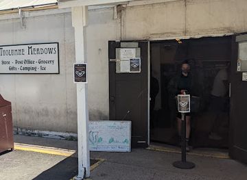 california/yosemite-village/shop/tuolumne-meadows-store