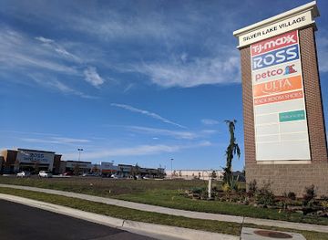 oklahoma/bartlesville/shop/silver-lake-village-shopping-center