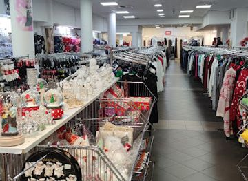 hungary/keszthely/shop/mando-divataruhaz