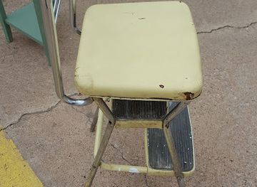 oklahoma/moore/shop/moore-vintage-charm-furniture-decor